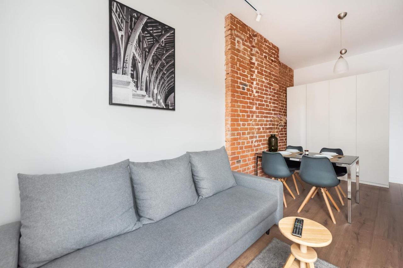East Warsaw Modern Apartment Ngoại thất bức ảnh